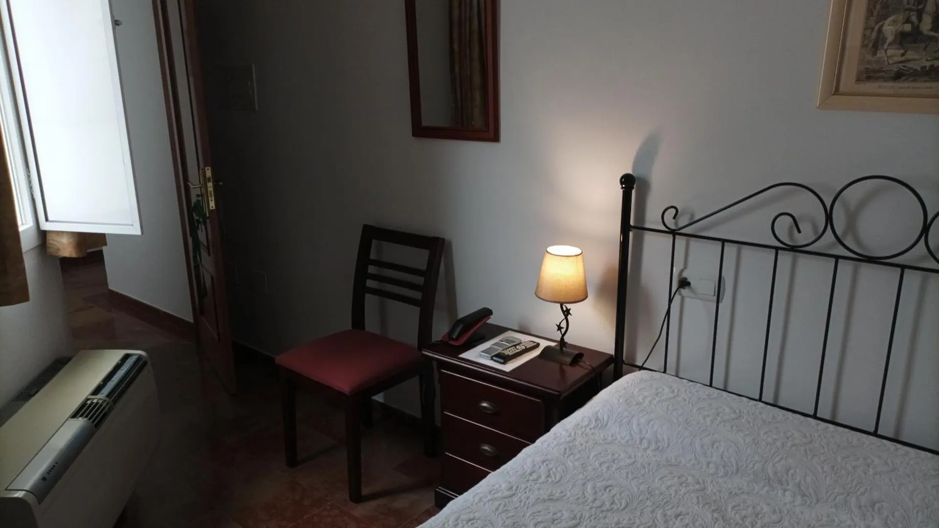 Hostal San Cayetano Ronda 2*,  Spain